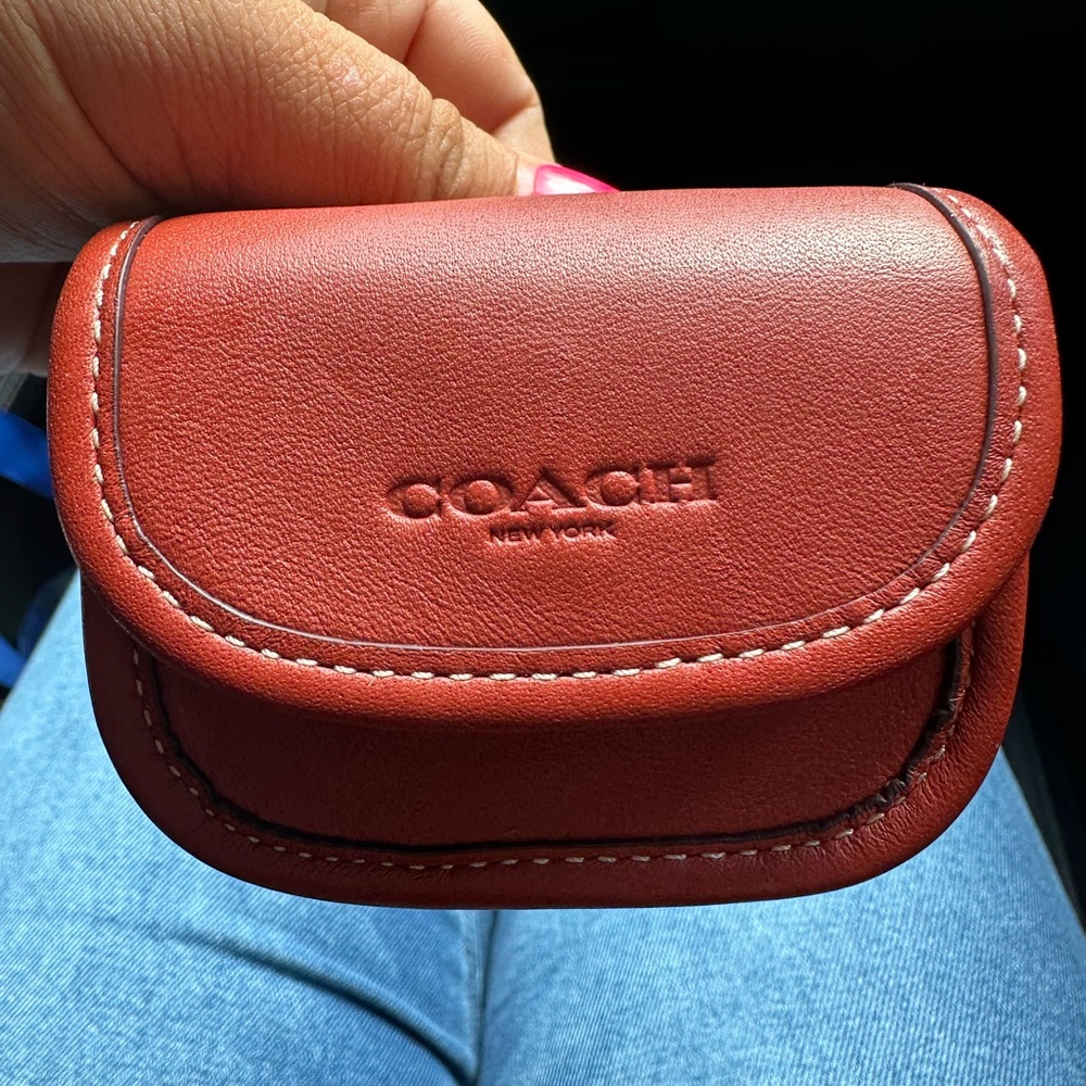 COACH